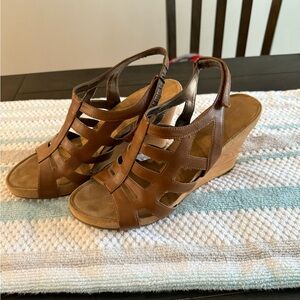Aerosoles Wedge Sandals Women's 11 Brown Cork Criss Cross Adjustable Strap